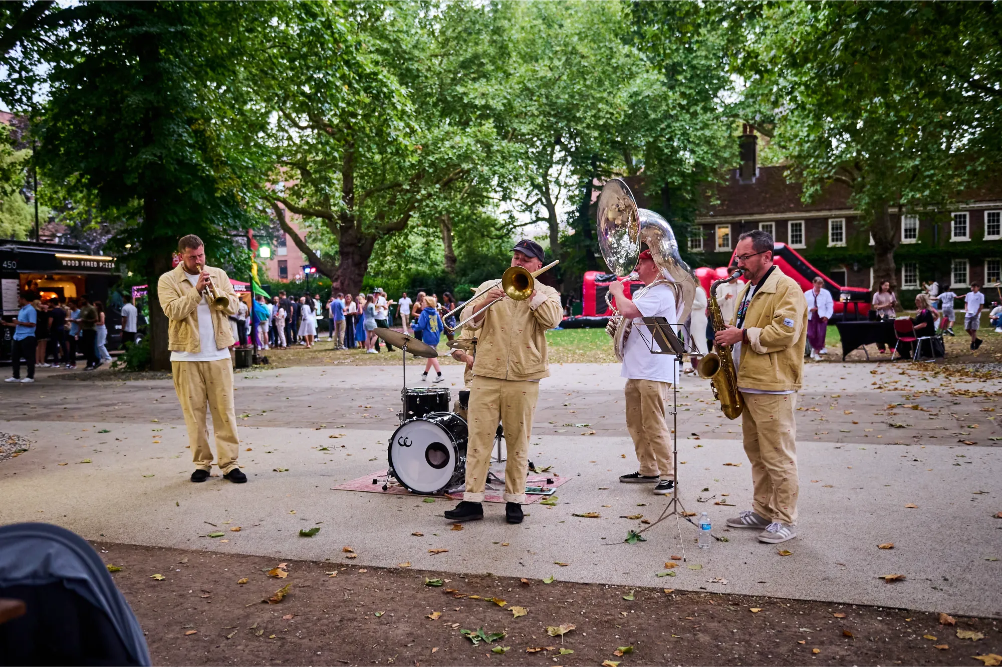 Modern outdoor event venues london with boardroom table and presentation screen