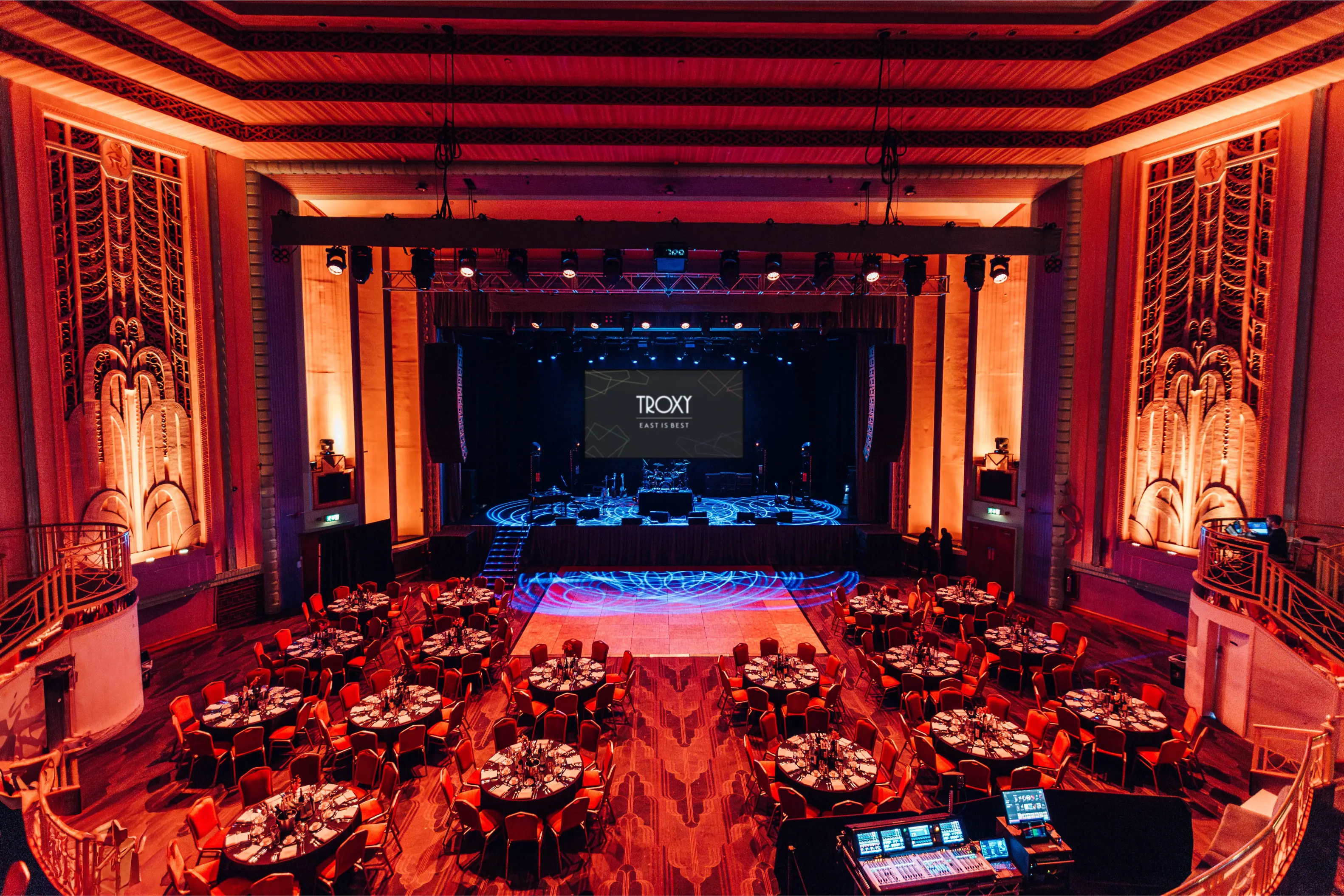 Venues for 1,000+ People in London in london