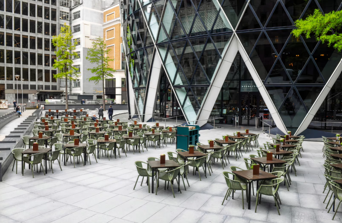 The Sterling Bar - The Terrace