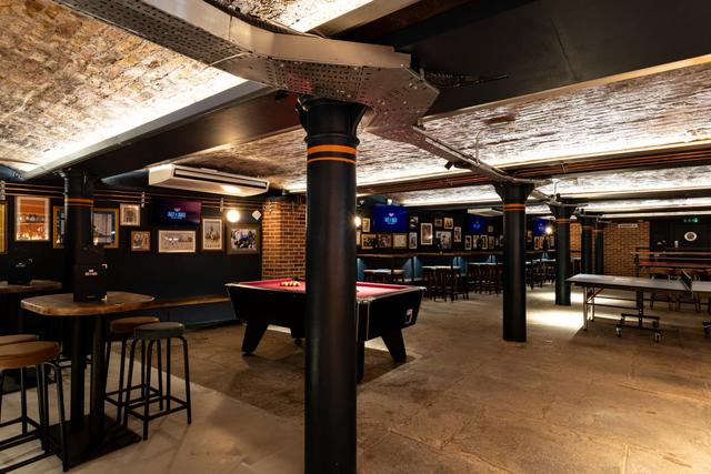 Bat & Ball Covent Garden - Ping Pong Parlour