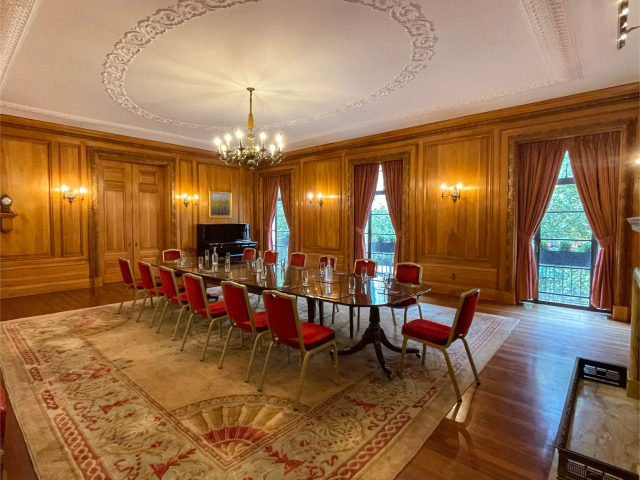 Brewers' Hall - Court Room