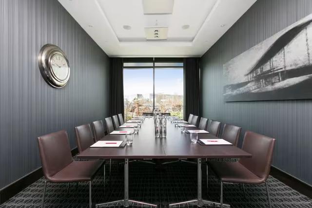 Brooklands Hotel - The Boardroom 