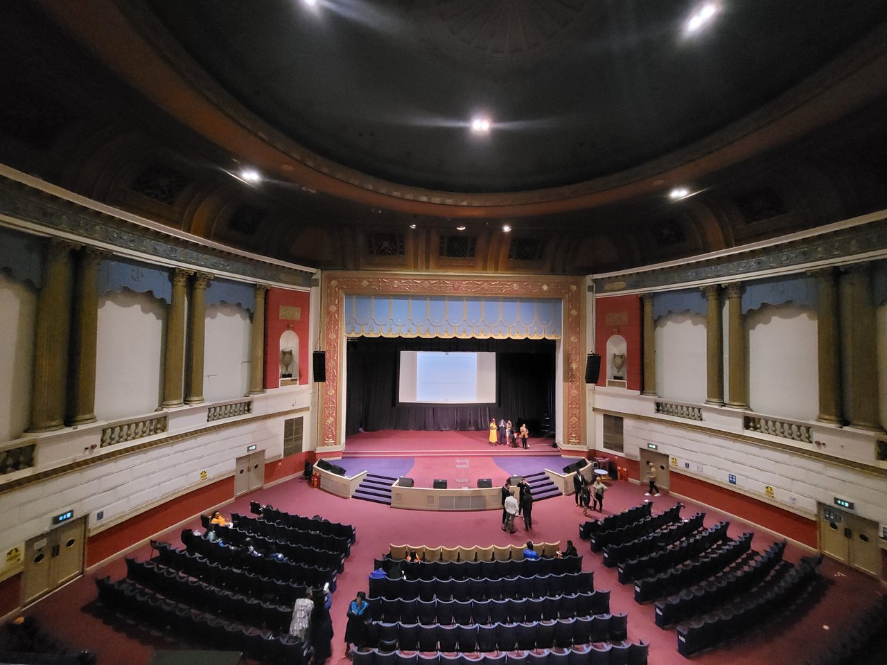 Gracepoint - Full Venue