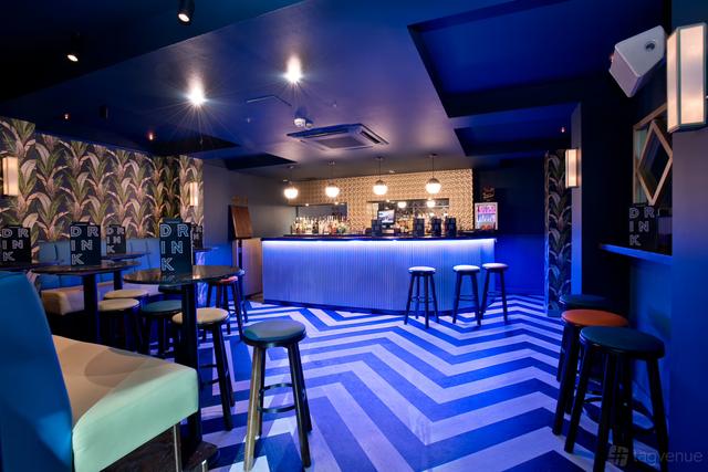 Sway Bar - Hollywood Hills
